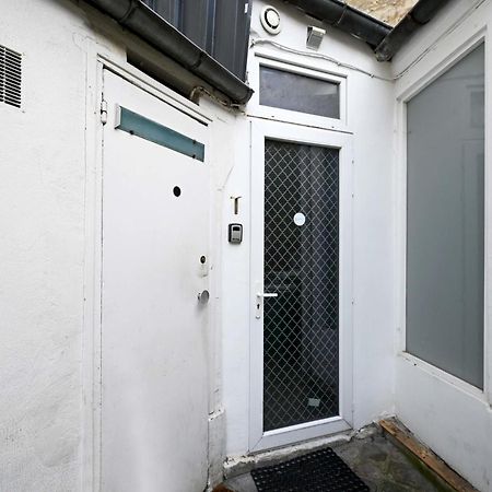 2 Bed Modern Fully Furnish Flat,Close To Buttes Chaumon Park Apartment Paris Luaran gambar
